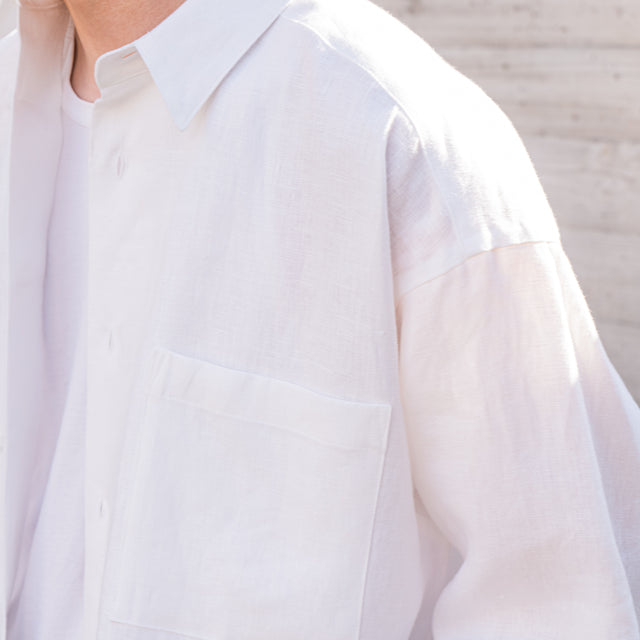 ありそうでなかったリネンのシャツ