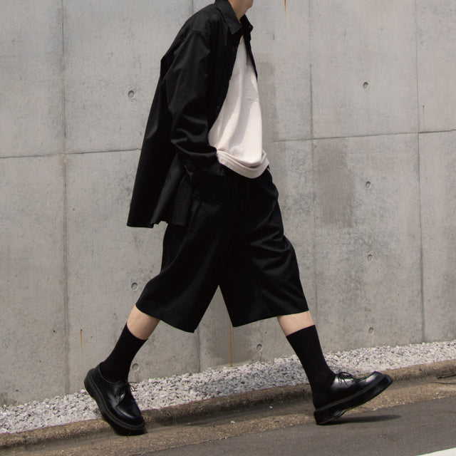 サマーウールのLOUNGE HALF PANTS。