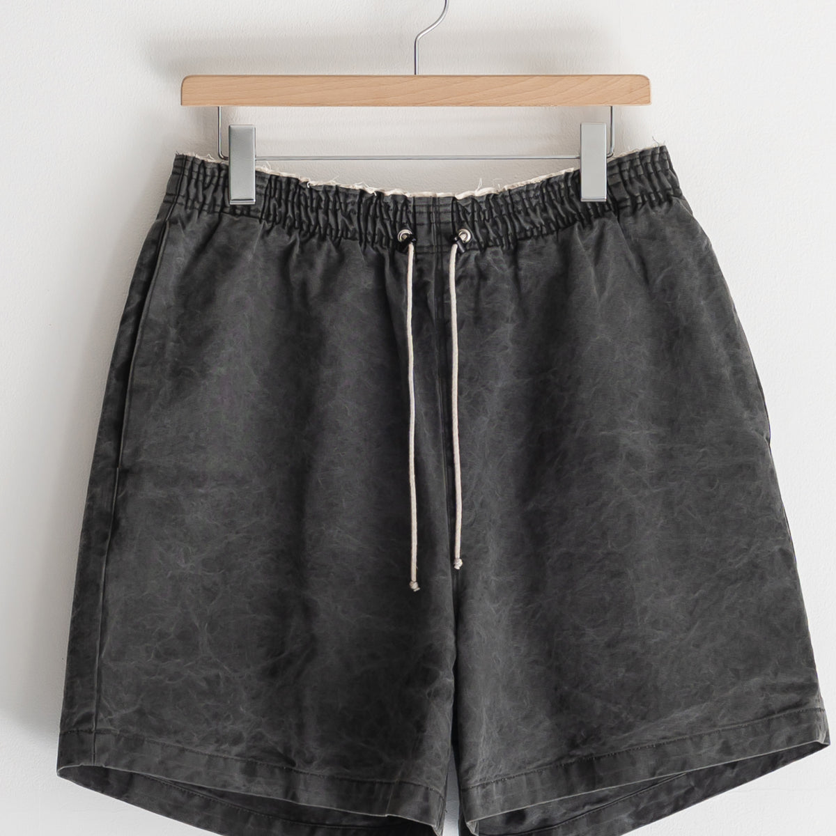 CAMIEL FORTGENS - KNEE SHORTS – +81