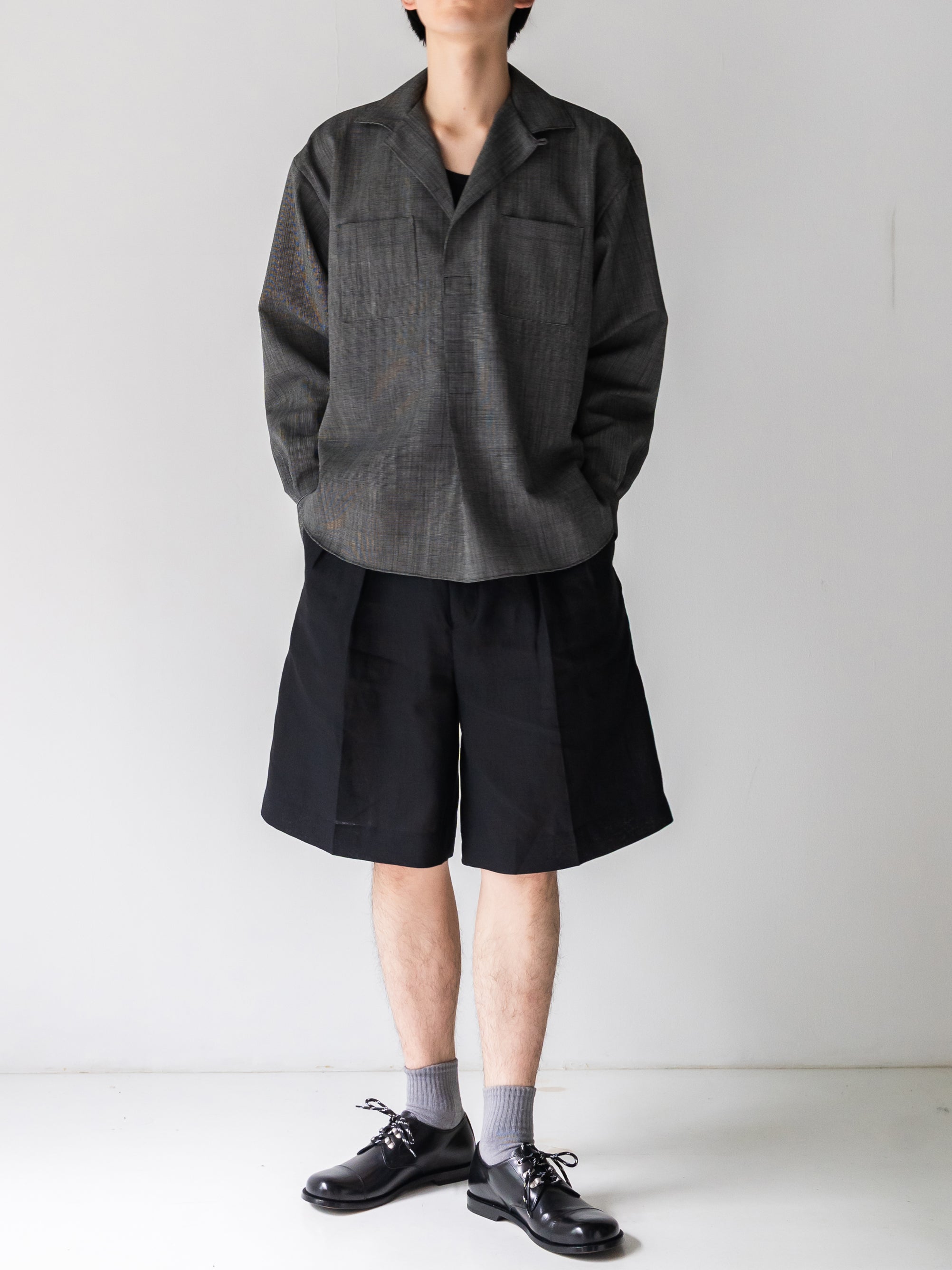 INTÉRIM - HIGH COUNT LINEN CLOTH 2 TUCK BUTTON SHORTS – +81