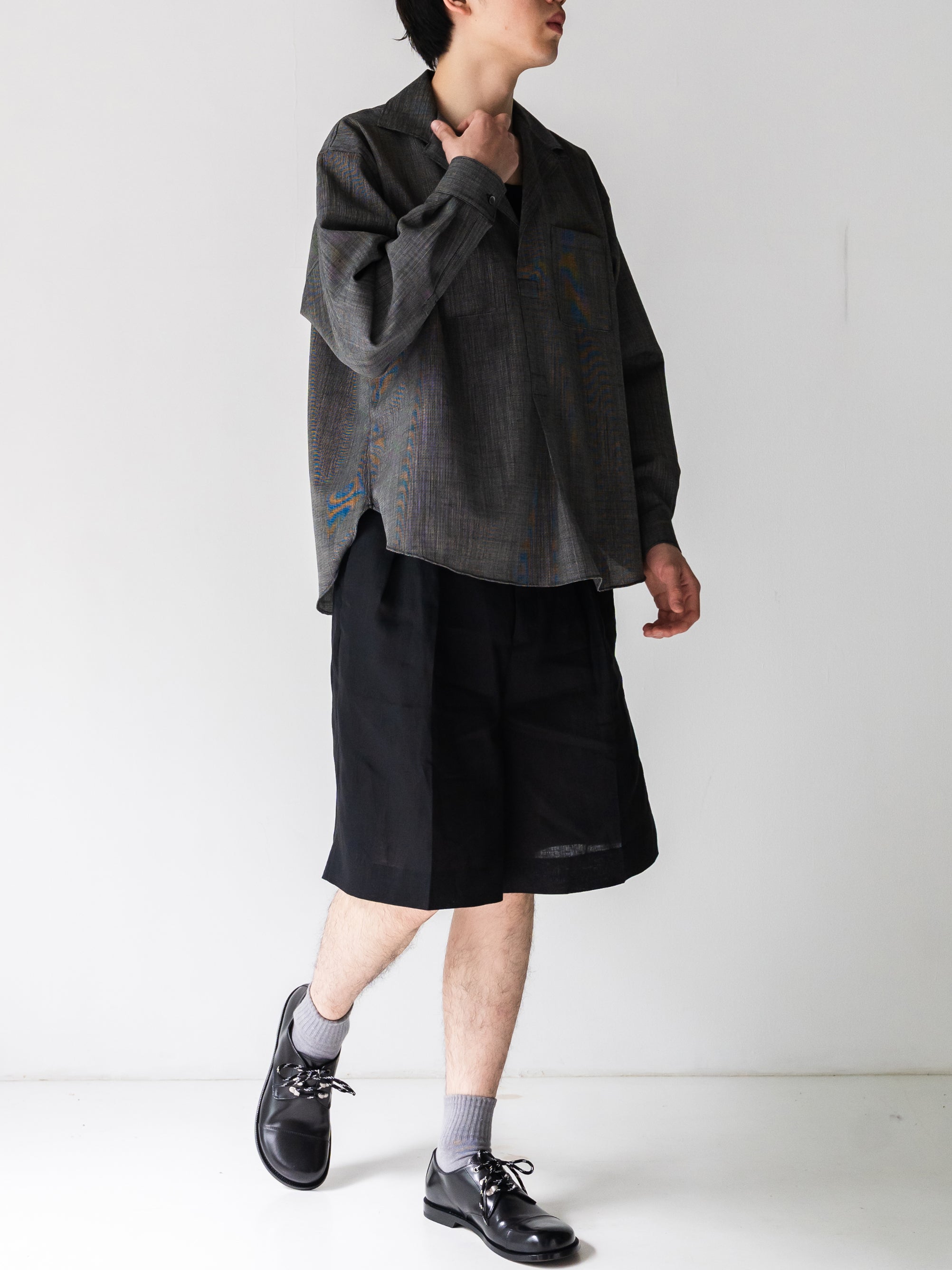 INTÉRIM - HIGH COUNT LINEN CLOTH 2 TUCK BUTTON SHORTS – +81
