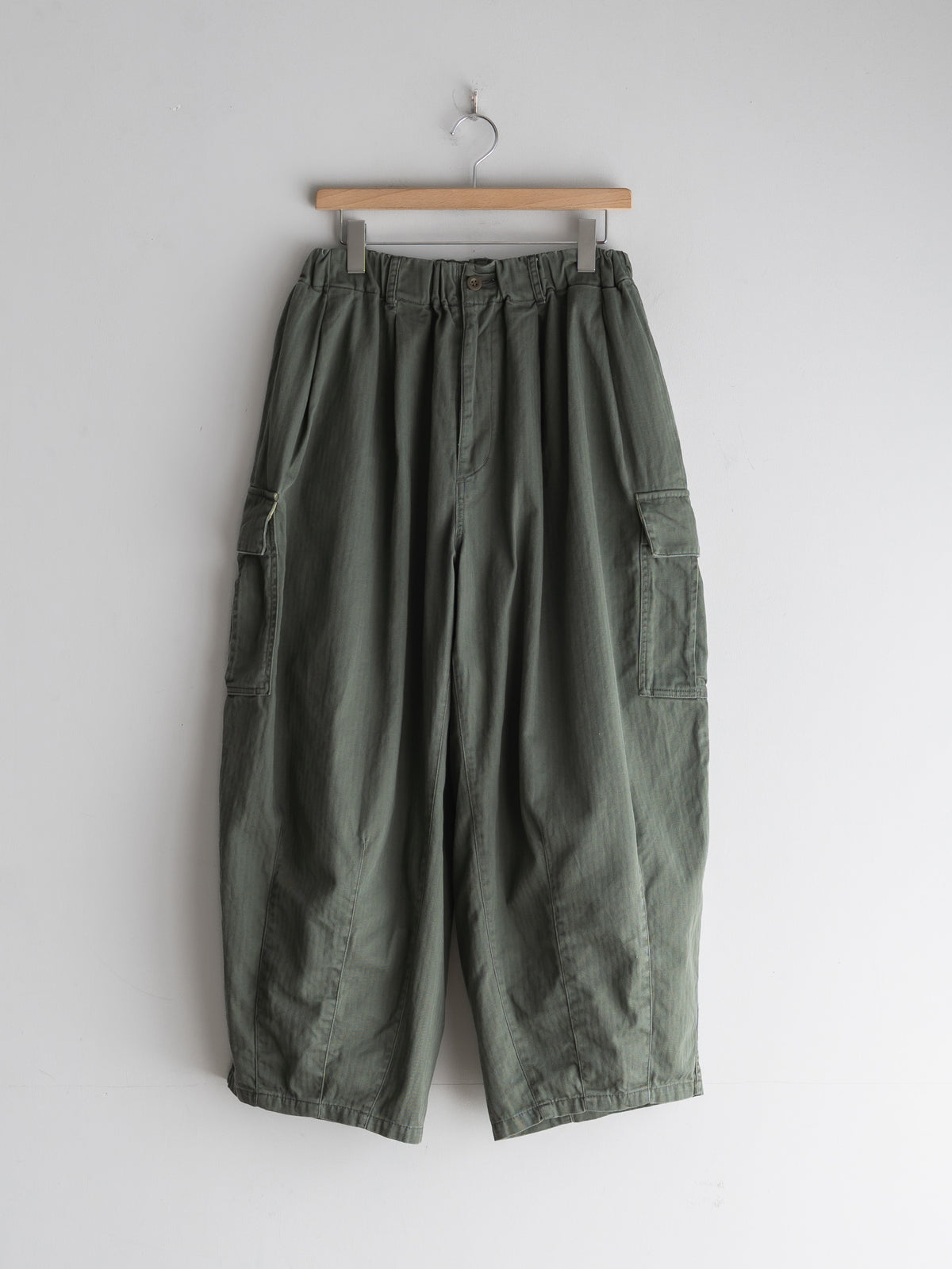 is-ness - Herringbone 6-Pocket Pants – +81