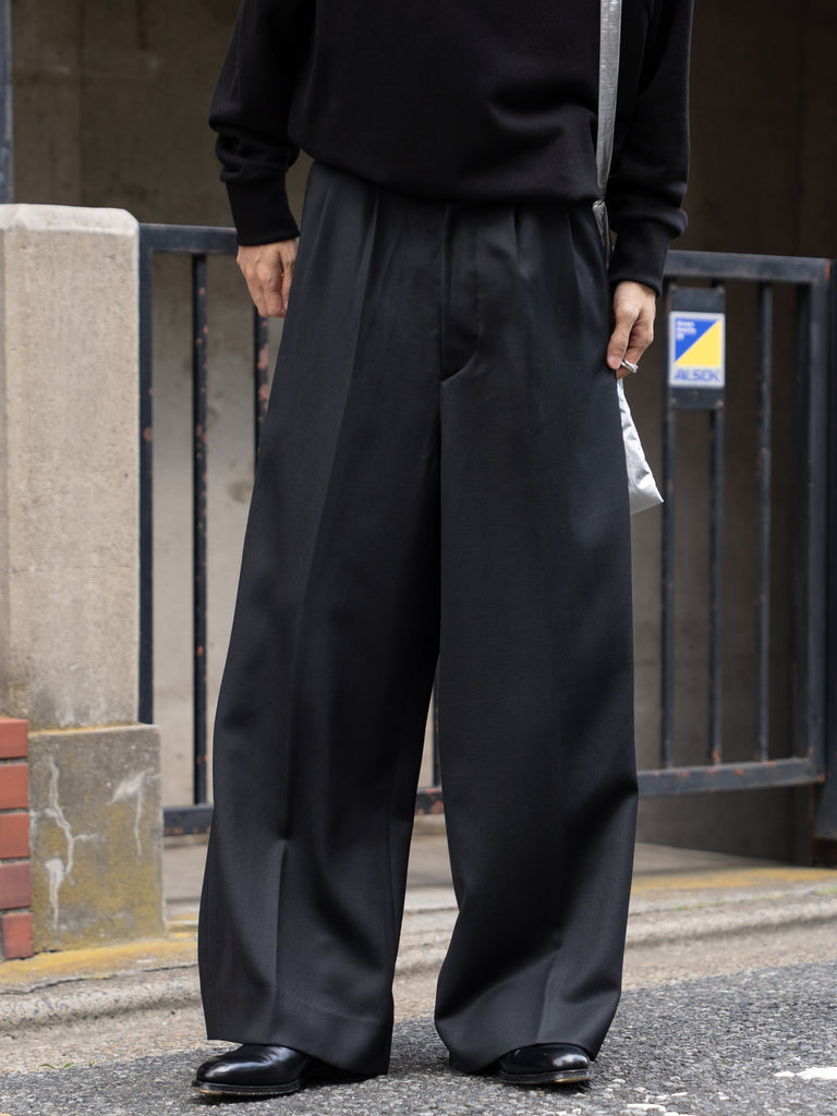 パンツ MASU CLASSIC WIDE TROUSERS (BLACK) MASU - TUCKED WIDE TROUSERS 【LAST 1】 – +81