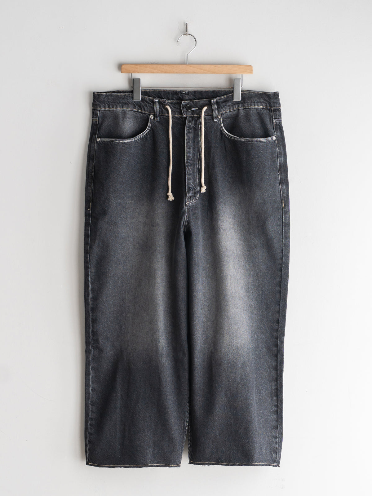 11.24 Mon. 20:00- IN STOCK】CAMIEL FORTGENS - BIG JEANS – +81