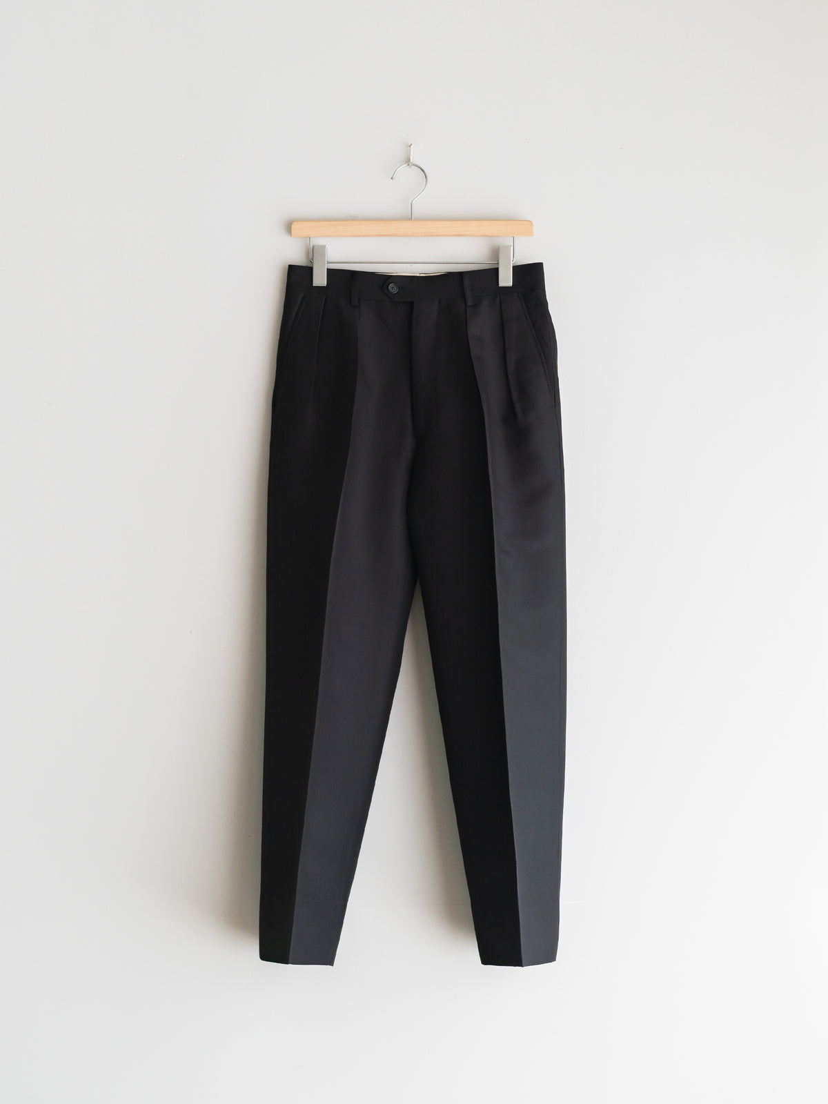 INTÉRIM - SILK AND WOOL SMOKING 2-TUCK STRAIGHT SLACKS – +81