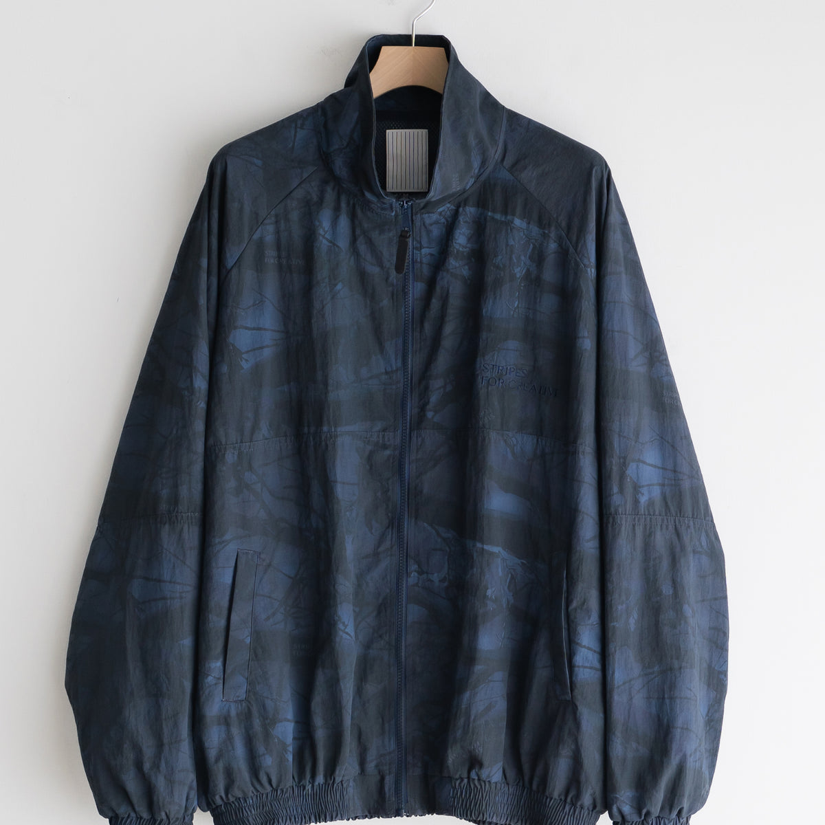 S.F.C - WINDBREAKER JACKET (REAL TREE CAMO)【LAST 1】 – +81