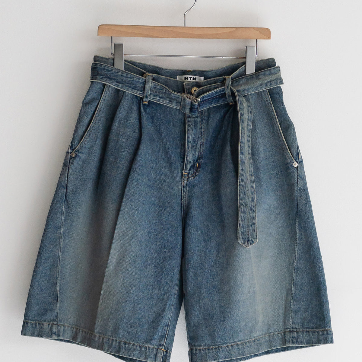 【NTN】 POCKET SHORTS エヌティーエヌ NTN - 3D 2-TUCK 5 POCKET BELTED SHORTS – +81