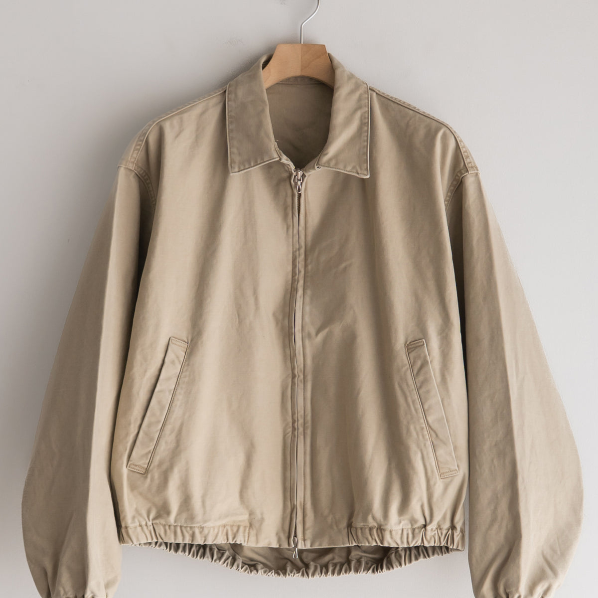 URU - COTTON BACKSATIN - ZIP UP BLOUSON – +81